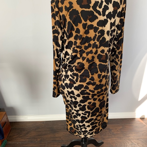 Leopard Print with gathered waist on one side knee length dress. - Picture 4 of 5